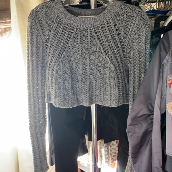 Elizabrth and James crop sweater gray size xs excellent cashmere angora wool - Picture 1 of 4